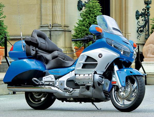 2012 Honda Gold Wing Gl1800 Abs Tour Test Review Rider Magazine