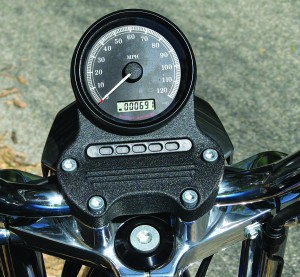 The Sportster’s indicator lamps are so small they’re hard to see in daylight. Though you can’t tell from this dashboard, the rev limiter kicks in at 6,000 rpm.