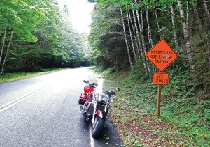 MOTORCYCLES USE EXTREME CAUTION 