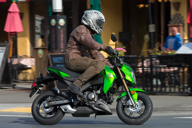 thumbnail interactive-video image 1 of Green Stitch Dual Seat Replacement For 2017-2024 Kawasaki Z125 Pro / BR125 1 of 5