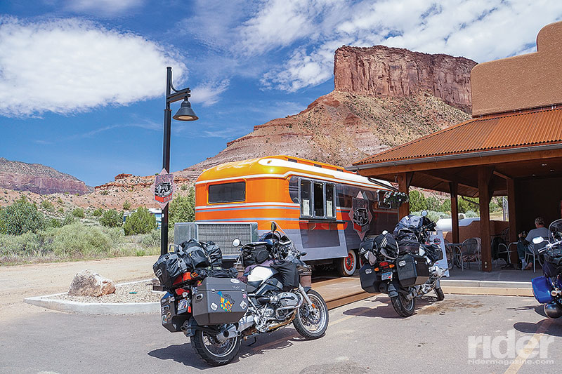 This roadside diner near Gateway, Colorado, would put any food truck to shame.