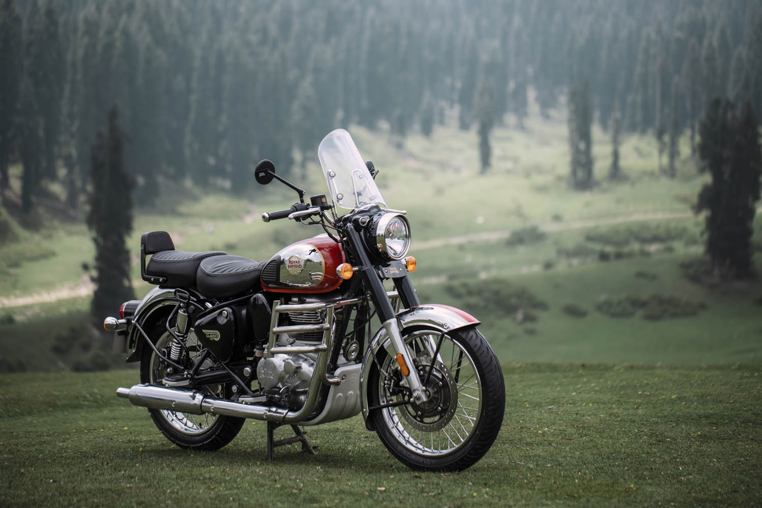 2022 Royal Enfield Classic 350 recensione