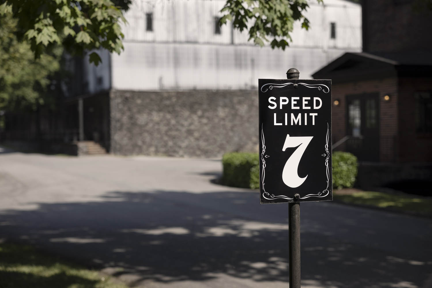 2022 Jack Daniel's edizione limitata Indian Challenger Dark Horse recensione