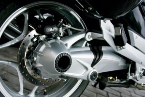 2005 BMW R1200RT Wheel and shaft final drive detail