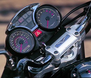2004 Moto Guzzi Nevada Classic 750 IE gauges