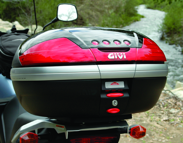 Givi Monokey V46 Motorcycle Trunk Review | Rider Magazine