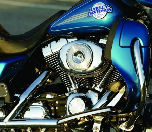 Fairing lowers are standard on the Ultra, and that Twin Cam engine puts out about 65 horsepower.