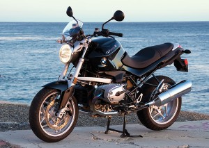 2007-BMW-R1200R by water