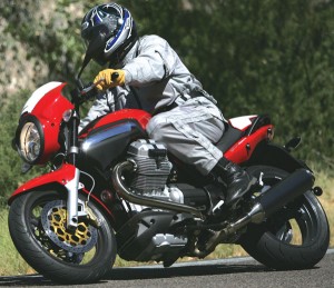 Moto Guzzi Breva 1200 Sport action
