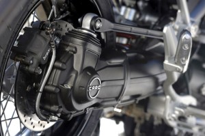 Moto Guzzi’s CARC (Reactive Shaft Drive System in English).