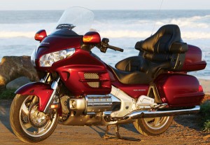 2009 Honda Gold Wing Motorcycle Review Beauty Shot
