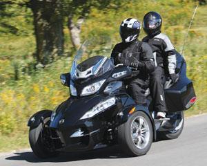2010 Can-Am Spyder RS-S specifications and pictures