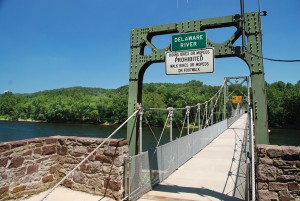 Pedestrian bridge over Delaware River in Pennsylvania