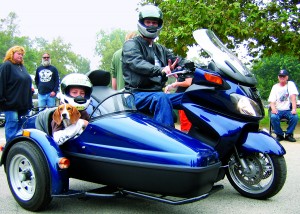 New crop of super scooters can handle sidecars with ease.