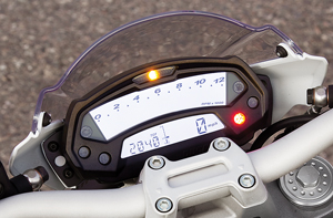2011 Ducati Monster 796 gauges