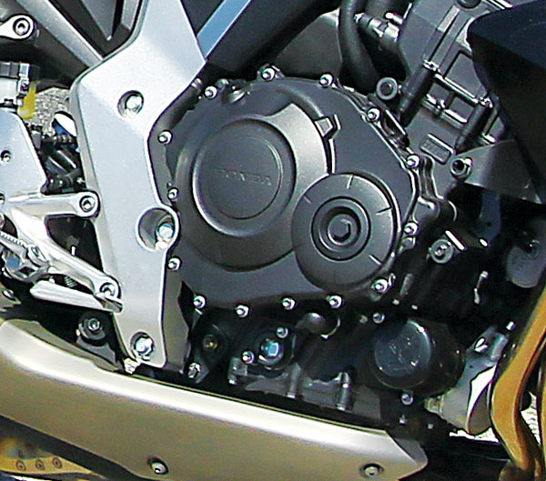 Honda CB1000R engine