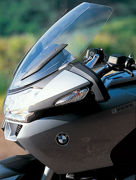 2006 BMW R1200RT Windscreen | Rider Magazine