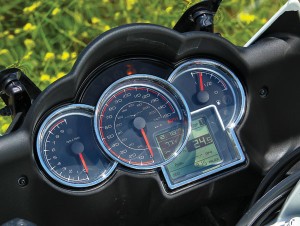 2011 Moto Guzzi Norge GT 8V gauges