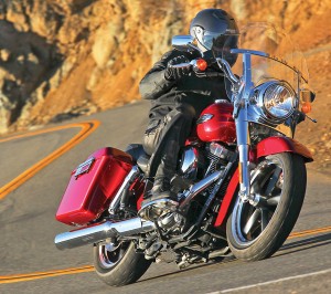 2012 Harley-Davidson Dyna Switchback right side action