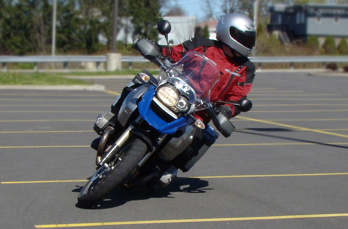 BMW R 1200 GS leaning into a turn
