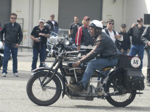Last hand-shift of the ride for Doug Feinsod on his 1920 Henderson four-cylinder.