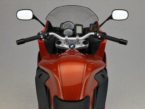 The 2013 BMW F 800 GT gets more wind protection and new instrumentation.