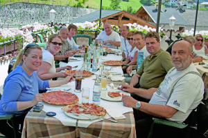 Between Italy’s Jaufenpass and Timmeljoch we enjoyed authentic thin-crust pizza for lunch.