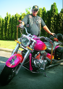 Alan Cease, founder and international president of STAR Touring and Riding Assoc., brought his very hot bike.