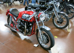 This very nice Norvin special has a Vincent 1000cc V-twin tucked into a Norton Featherbed frame.