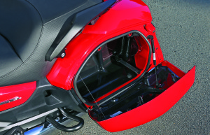 2013 Honda F6B saddlebag