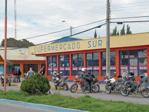 You won’t find microwave burritos or  a mini-mart in Patagonia, but this “super”market served up some good empanadas.
