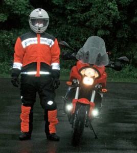 Harley-Davidson Genuine MotorClothes Hi-Vis Rain Suit - Front.