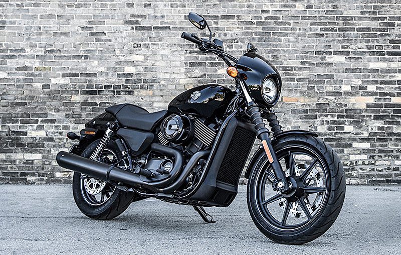 The 2014 Harley-Davidson Street 750 joins the Dark Custom lineup.
