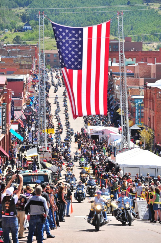 More than 3,500 riders on the POW/MIA Ride thunder through Cripple Creek