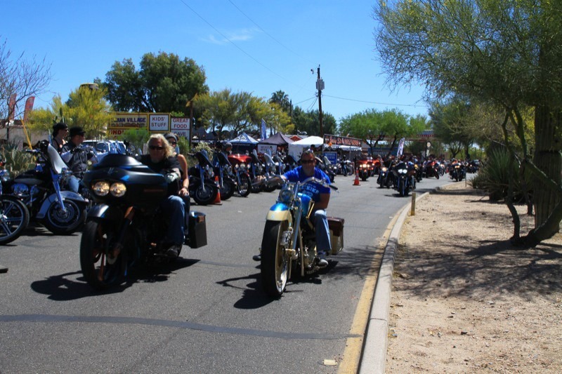 Mark Bradshaw (l) and Len Edmondson of Azzkikr Custom Baggers lead the Gypsy Tour Ride