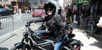 The author prepares to test ride a Project LiveWire bike on the streets of Lower Manhattan