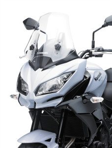 New styling on the Versys moves it closer to the Ninja family of sportbikes. Larger windscreen is height-adjustable.