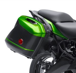 The Versys 650 LT and Versys 1000 LT are equipped with 28-liter Kawasaki Quick Release saddlebags.