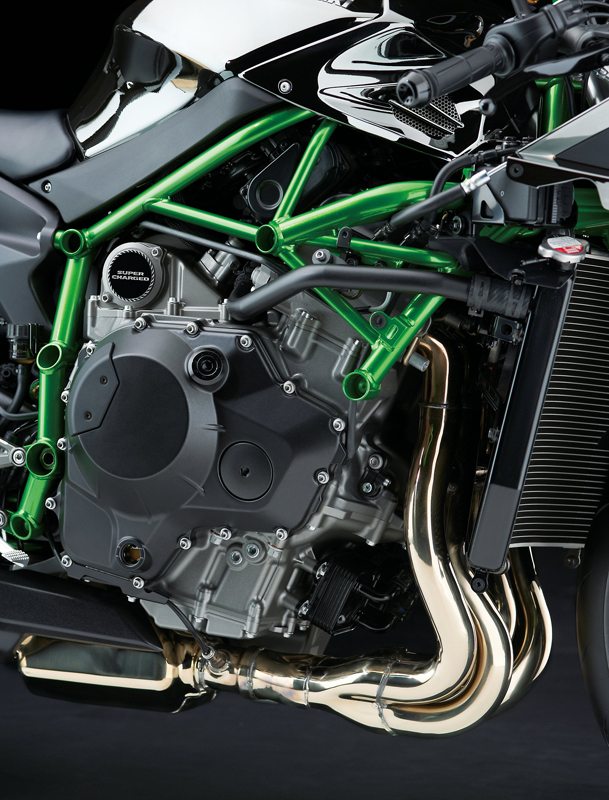 To keep the high-performance engine cool, the Ninja H2's radiator has 50% more flow.