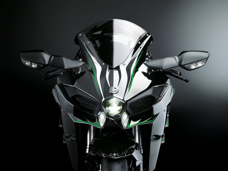 Developed using "Intense Force Design," the Kawasaki Ninja H2 means business.