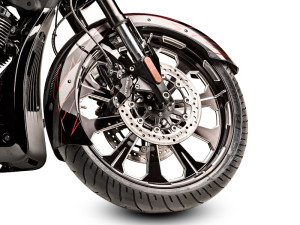 The Victory Magnum X-1 has Black Billet wheels (21-inch front, 16-inch rear).