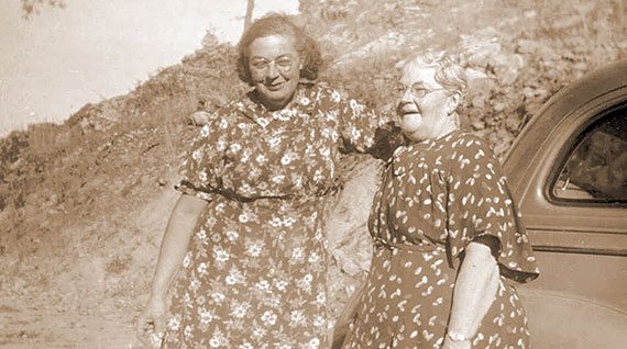 Effie and Avis at their farm near Medford, Oregon, around 1950. Shortly after completing her journey, Effie moved to that northwest state to start her married life with Guy Johnston. Her mother went with her, and they both lived out their lives in rural Oregon.