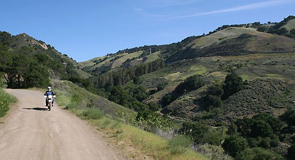 I'm on the dirt Stagecoach Road, with the Padre Trail down below, U.S. Route 101 over to the right.