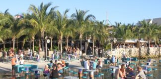 Enjoying the great weather and the refreshments at Seacrets’ bar in the bay