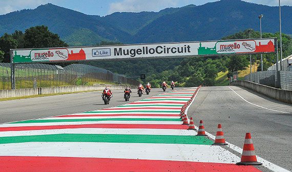 Approaching the blind rise near the end of Mugello’s 0.7-mile front straight, instructor Luca Bono told us (in an Italian accent) to go “Full gas. Is OK. Bike is good!” (Photo by Photohouse)