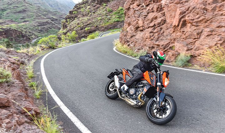With excellent ride-by-wire fueling, WP suspension and a broader powerband, untangling switchbacks just got easier.
