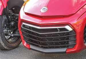 The F3’s big grill flows air to radiators flanking the front trunk. Very little engine heat reaches the rider.