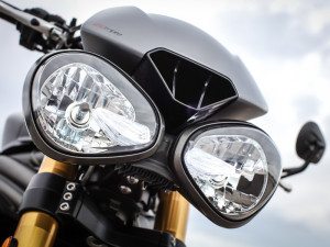 The Speed Triple's signature twin headlights are back to (mostly) round in teardrop-shaped shells.