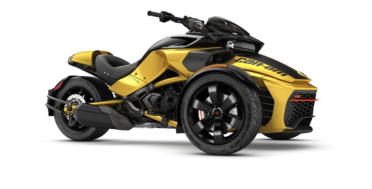 17 Can Am Spyder F3 And Rt First Look Review Rider Magazine