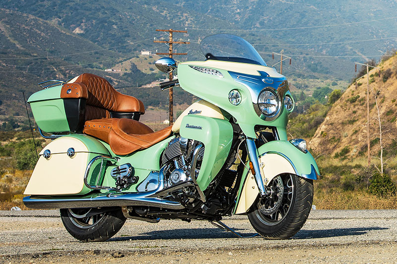 2017 Indian Roadmaster in Willow Green over Ivory Cream